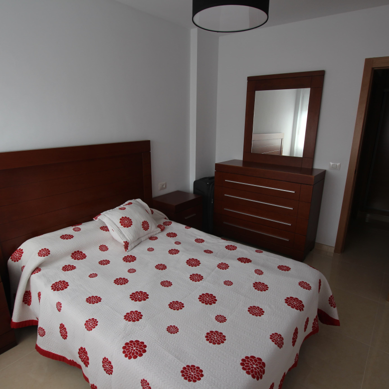 Se vende piso en Arona- La Camella.