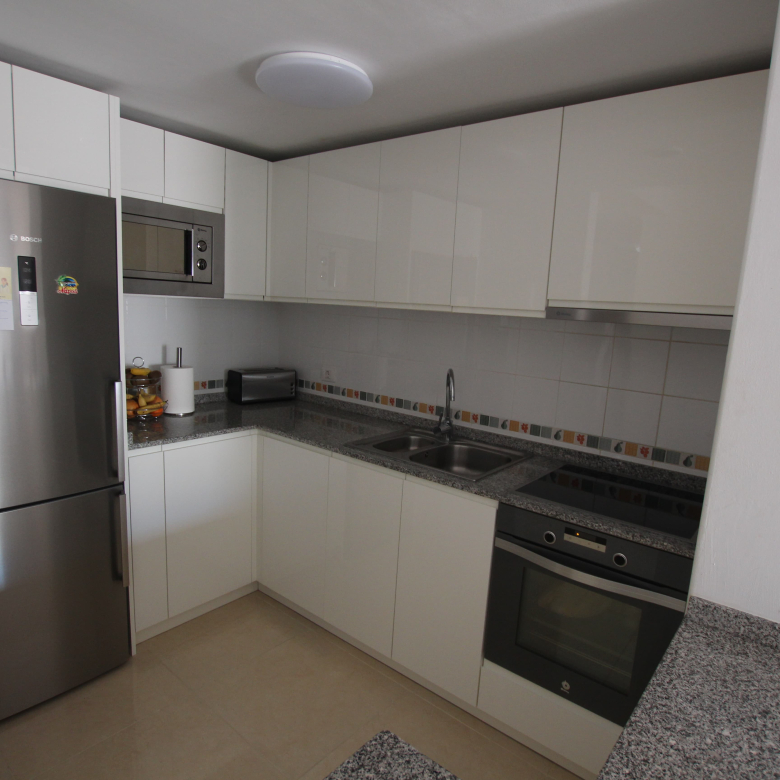 Se vende piso en Arona- La Camella.