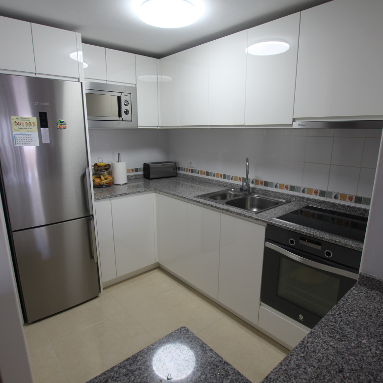 Se vende piso en Arona- La Camella.