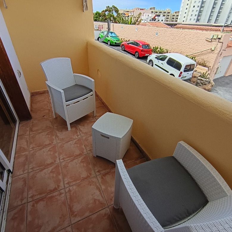 Se alquila apartamento en Playa Paraiso.