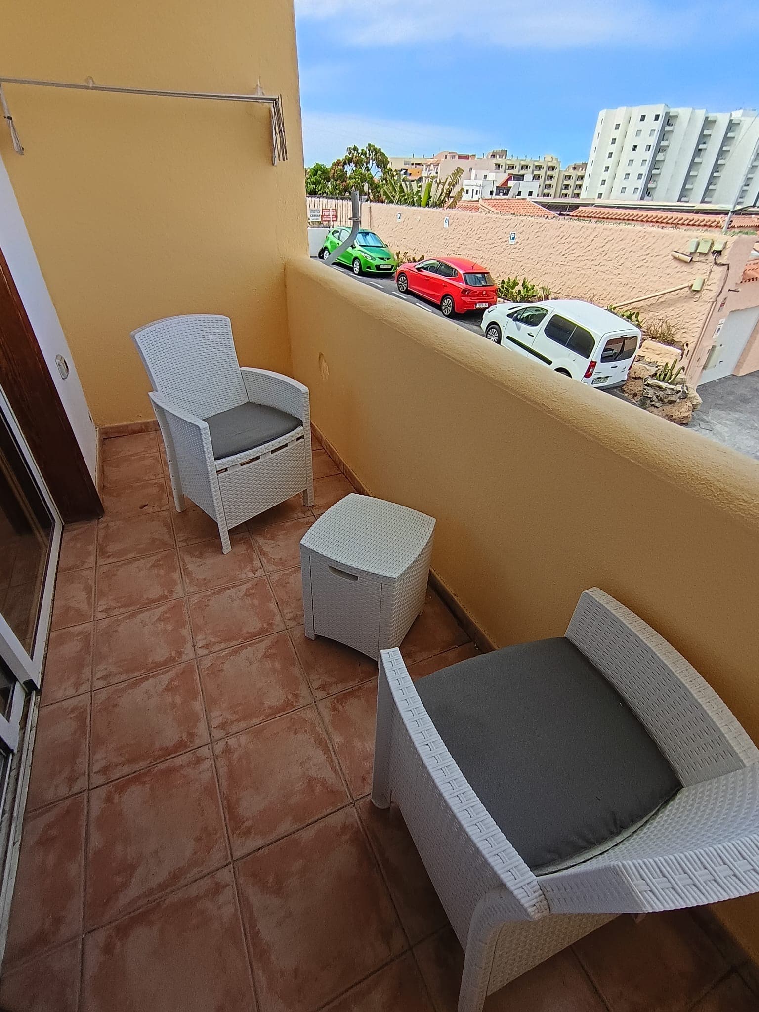 2dfdb878-faeb-4f14-99e2-0970a20716ae Se alquila apartamento en Playa Paraiso.