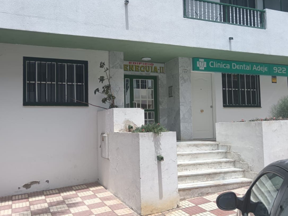 Se vende Garaje cerrado en Adeje