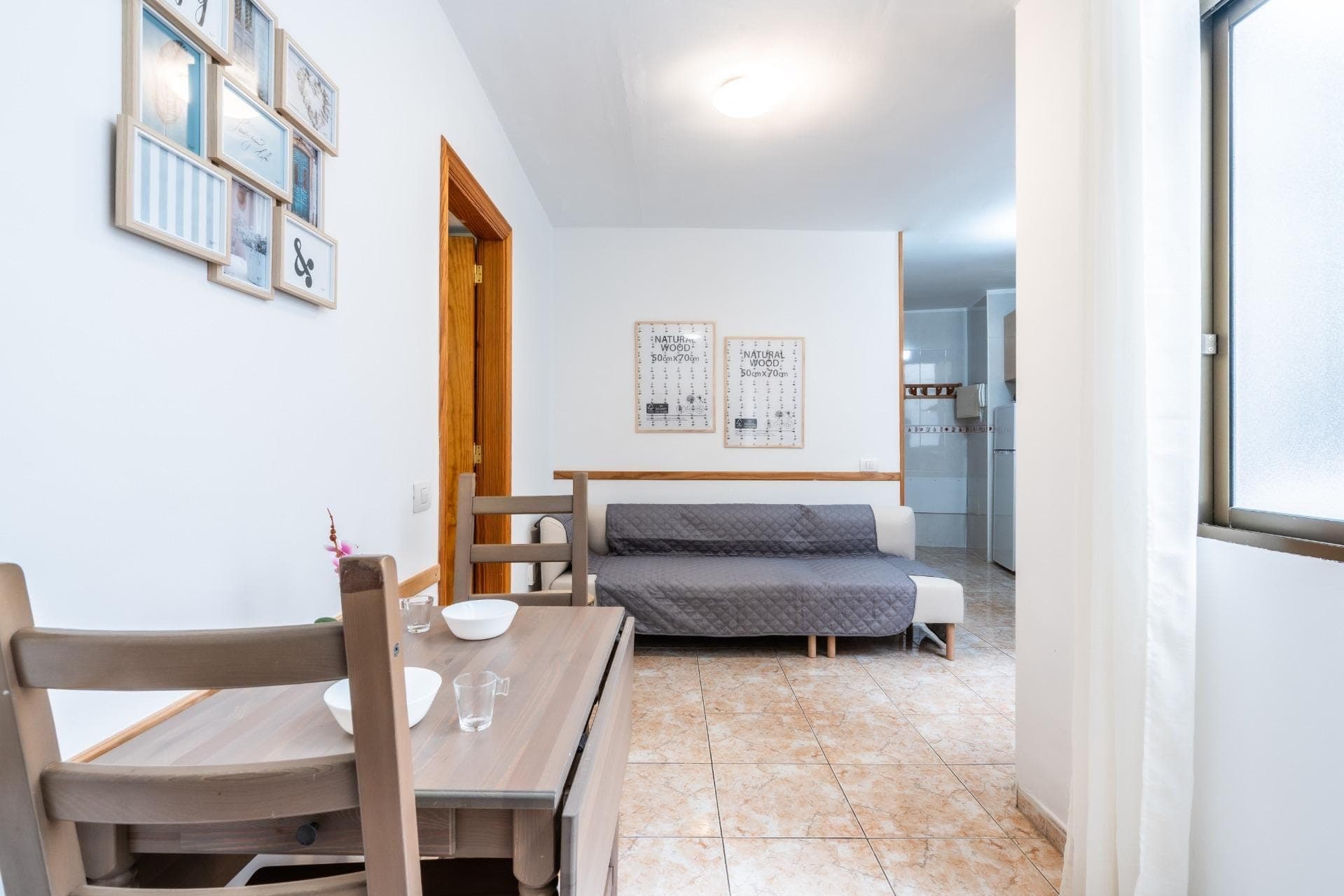 6cab3113-ea51-4df1-8f98-6644c55b12f4 Se vende piso en los Cristianos al lado de la playa de las Vistas