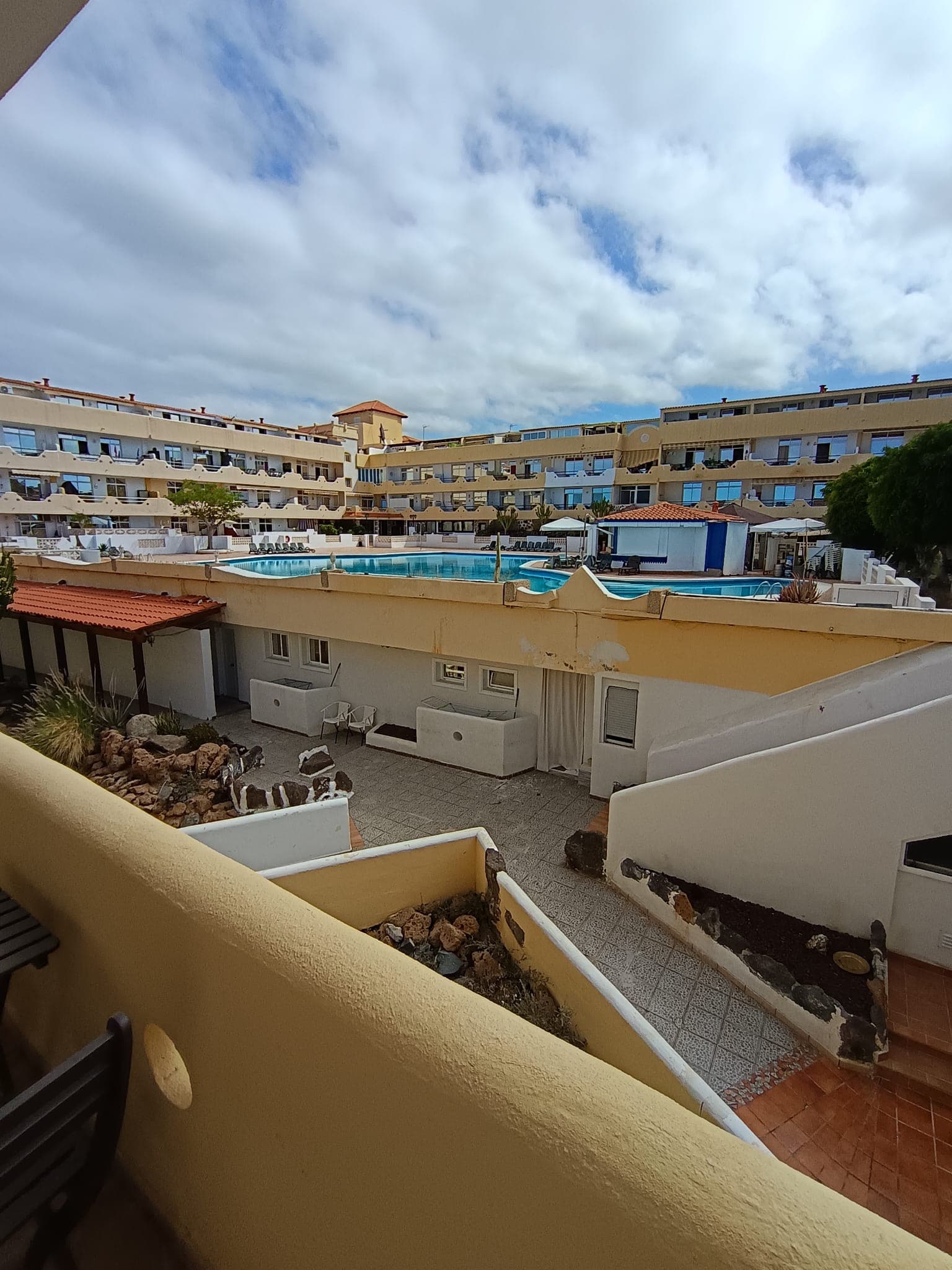 83e0e3ef-3cc4-4eca-9861-37060db2a7e1 Se alquila apartamento en Playa Paraiso.