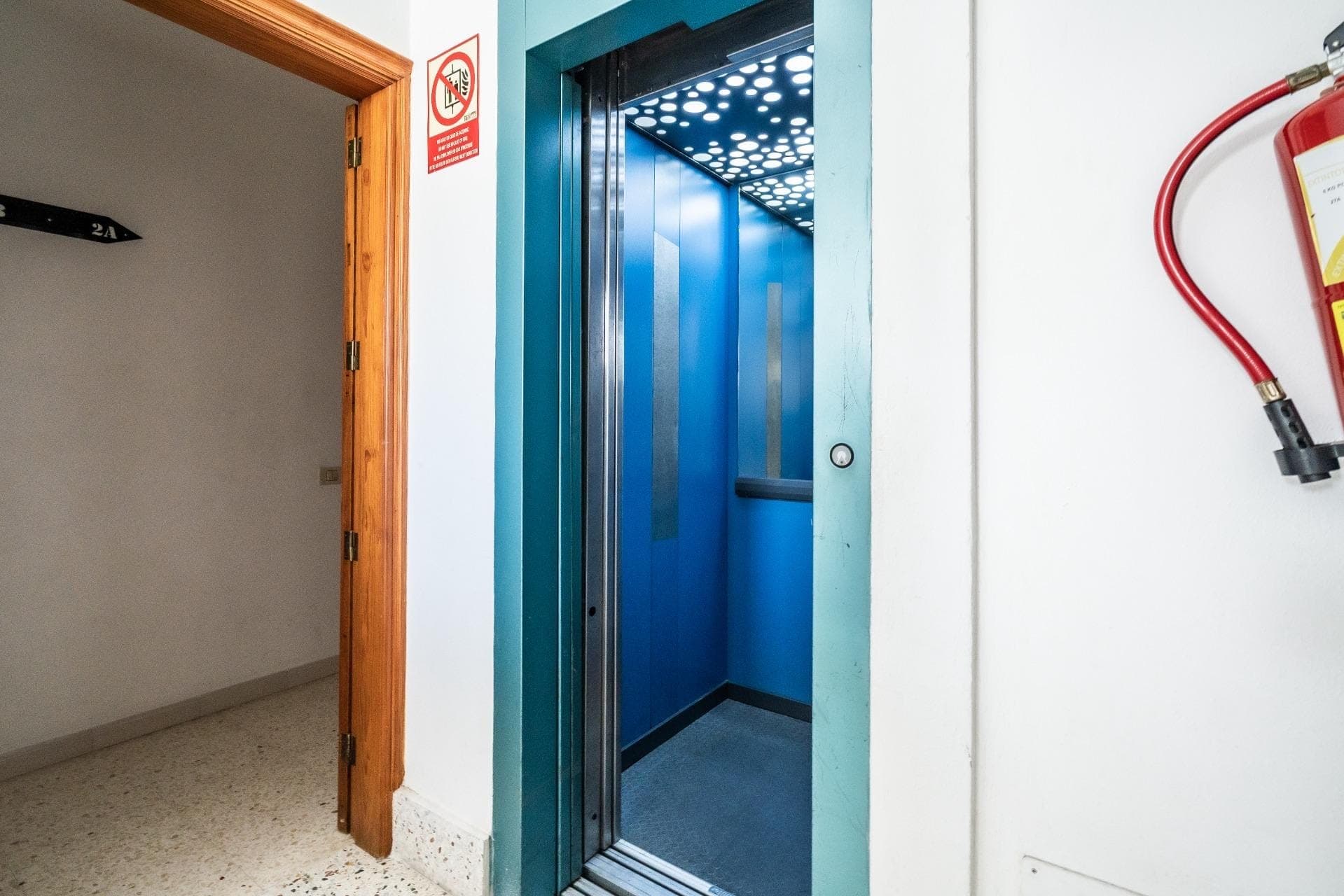 97859650-662d-4d59-8dd1-0c5135aefa65 Se vende piso en los Cristianos al lado de la playa de las Vistas