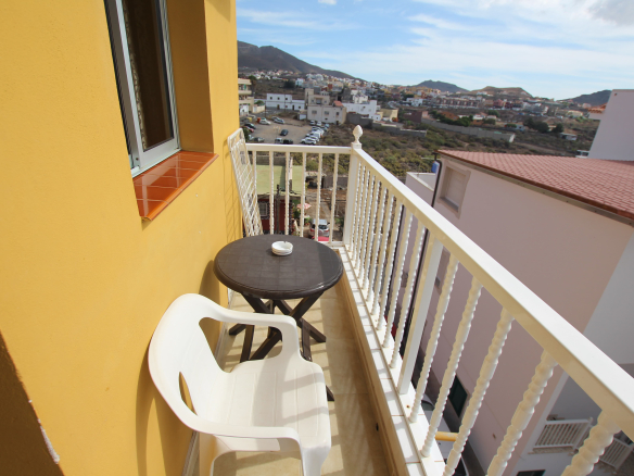 Se vende Piso en Cabo Blanco piso de 2 habitaciones vistas al mar