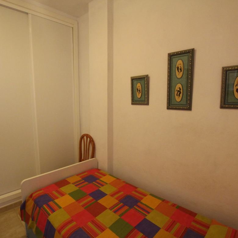 Se vende Piso en Cabo Blanco piso de 2 habitaciones vistas al mar