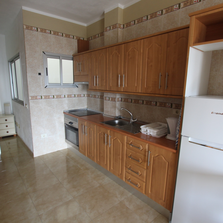 Se vende Piso en Cabo Blanco piso de 2 habitaciones vistas al mar