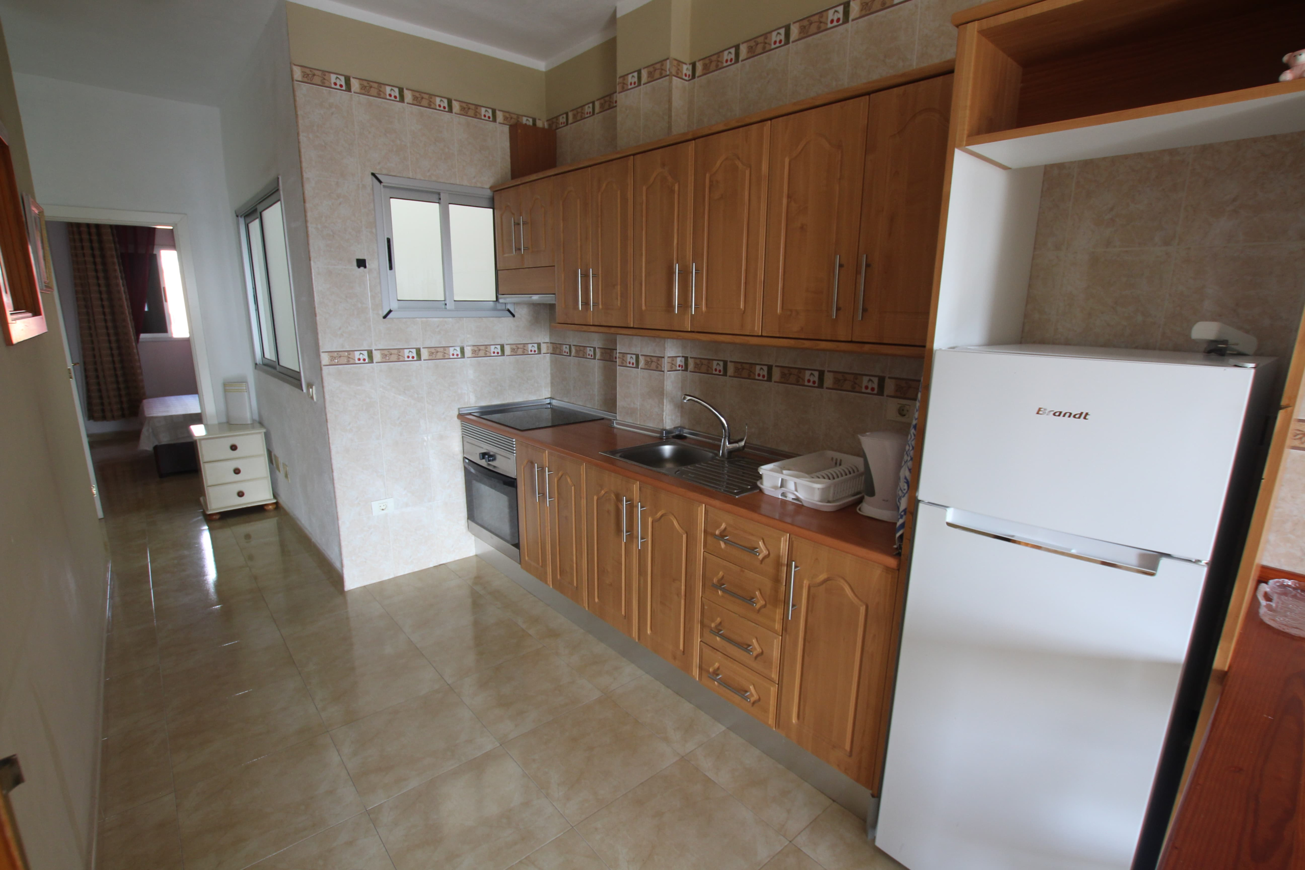 Se vende Piso en Cabo Blanco piso de 2 habitaciones vistas al mar